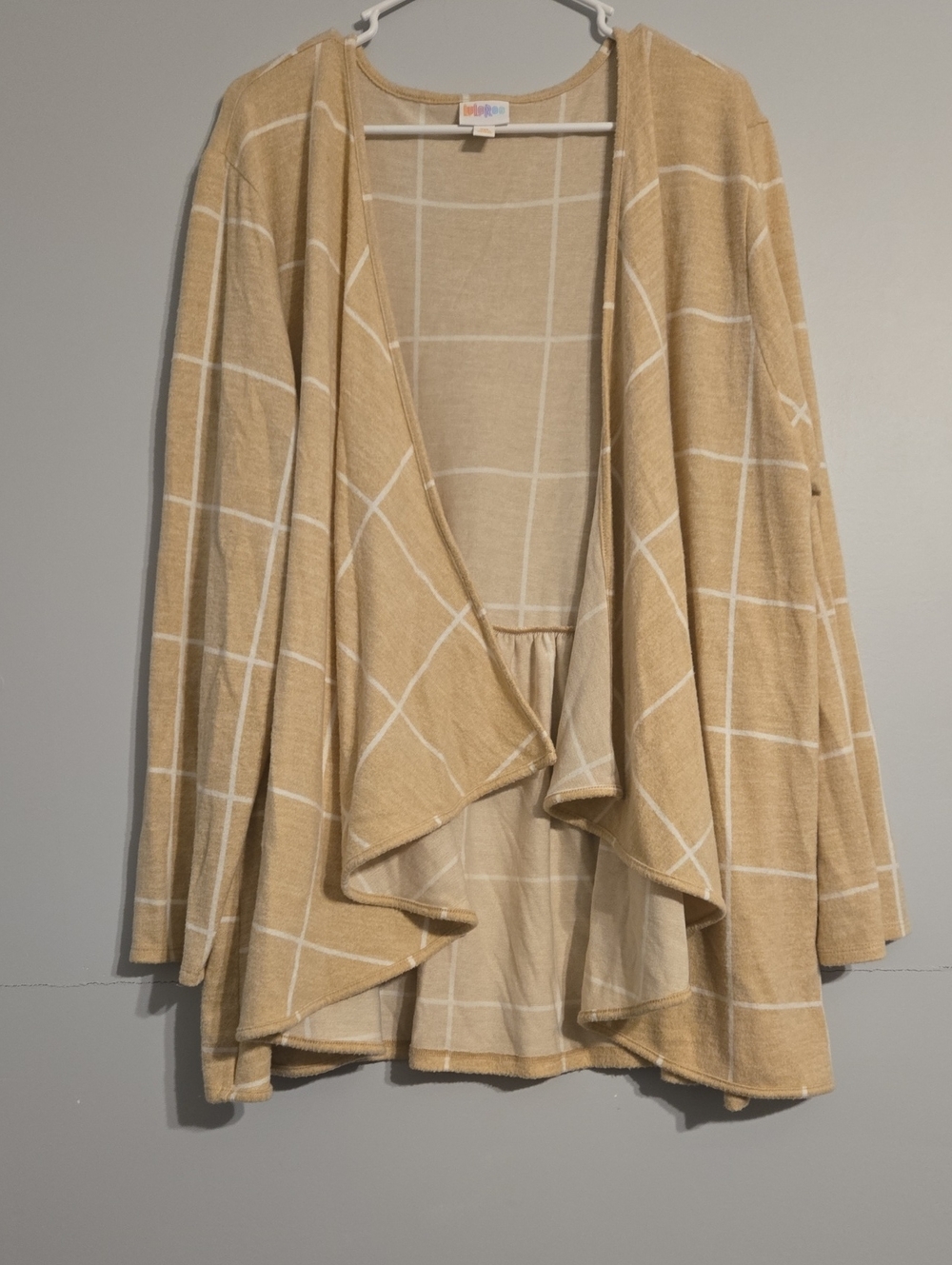 LuLaRoe Tan and White Plaid Open-Front Waterfall Drape Cardigan 3XL